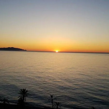 Rocha Premium 501 Апартаменти *