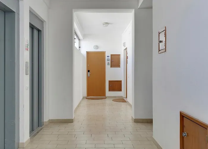 Luz, Sol E Portimão